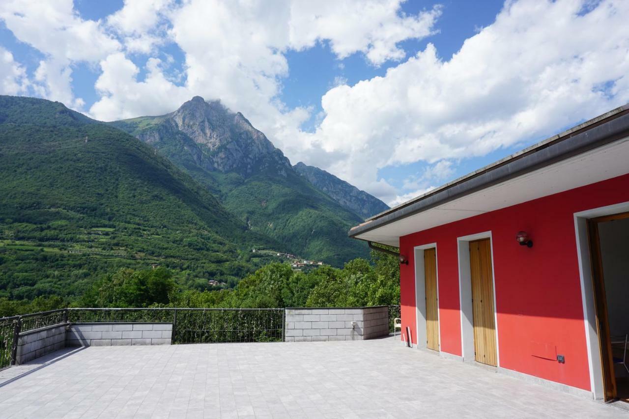 B&B La Villetta Breno Exterior photo